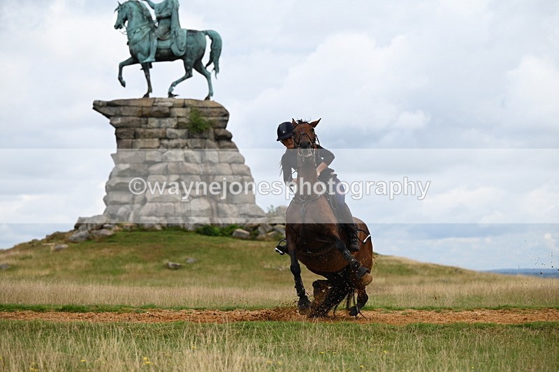 DSC_4297 - Time at Statue 09:50 to 11:09