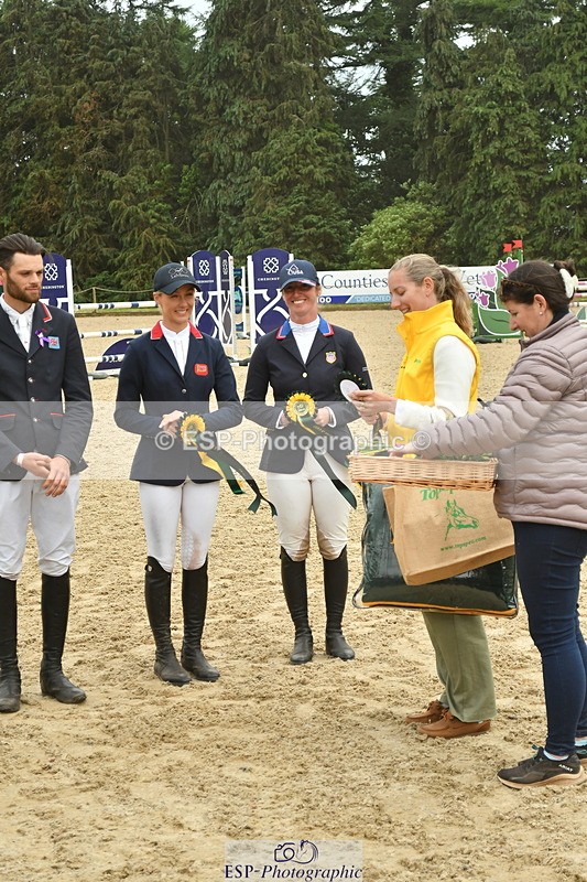 250525A-162200-18923 - Presentations Section D CCI 4 Star