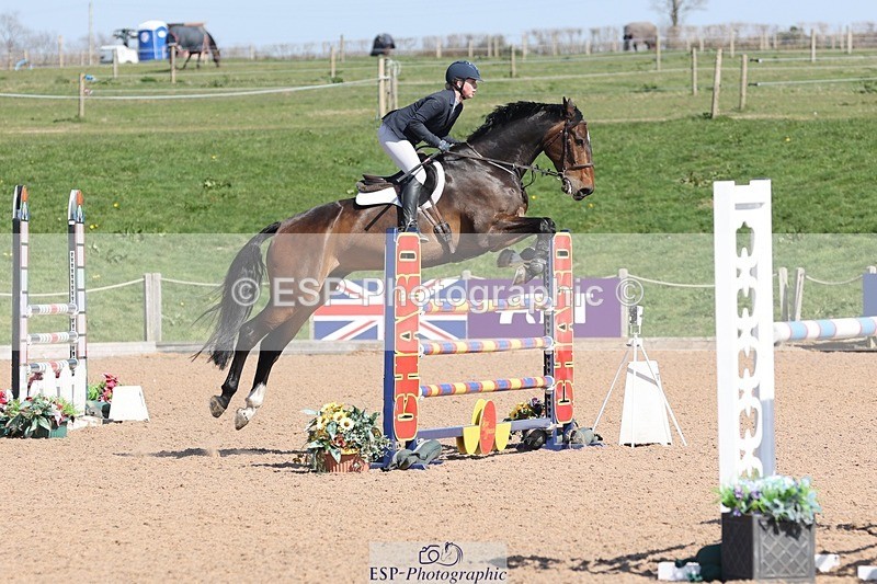 250402-130258-00693 - Cls 6 Foxhunter and 1.20m Open