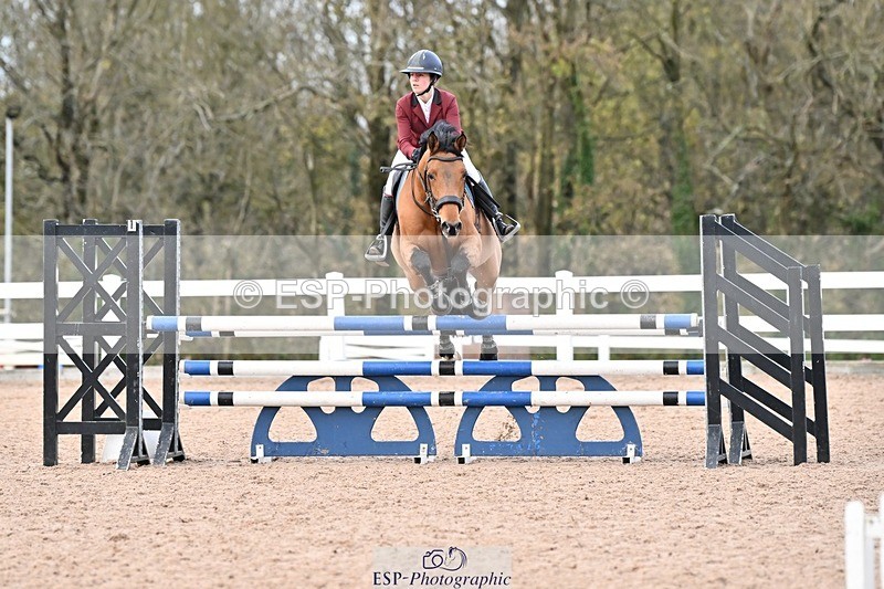 241117X-150644-05098 - Cls 19-20-21 Children on horses