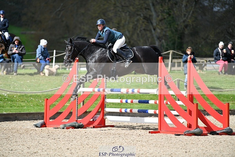 240324-124454-02654 - Cls 9 Snr 1.05m Open