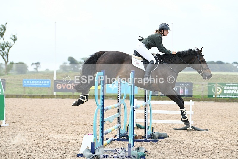 250807-114625-00792 - 1m Round 1