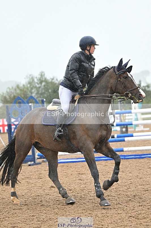 240925A-142123-01121 - Cls 5 Foxhunter and 1.20m Open