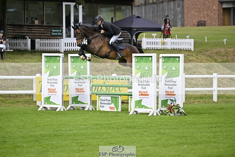 250613A-095724-00198 - Cls 1 Snr Newcomers and 1.10m Open