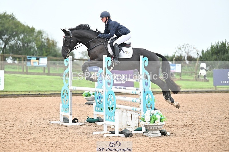 251003-111725-00393 - Cls 2 Newcomers and 1.10m