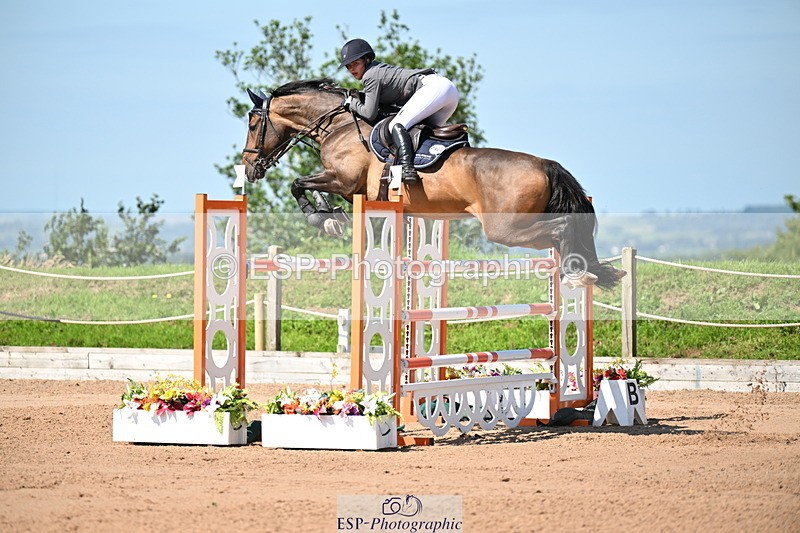 240718A-104513-04625 - Cls 1, 3 Star Small Tour 1.35m