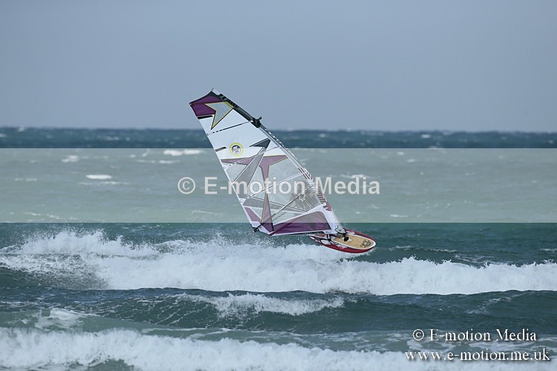 WS 020413-172 - Windsurfing