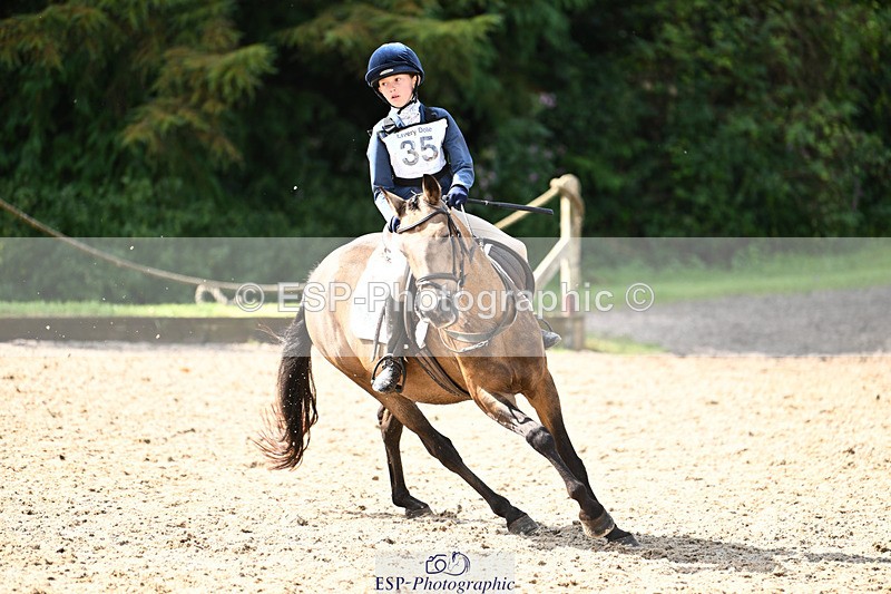 240824X-111807-25164 - 70cm Round 2 10.30 to 12.10