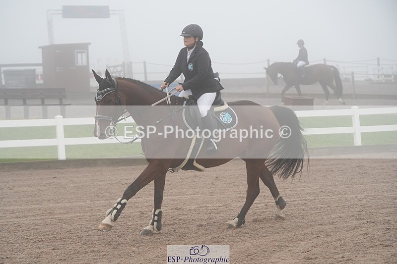 251003-102102-00037 - Cls 6 British Novice and 90cm