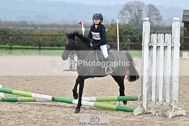 241110-101033-00199 - 40cm Showjumping