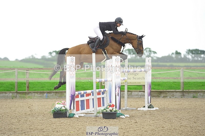 230730A-133624-10140 - Cls 27 Chard Grand Prix