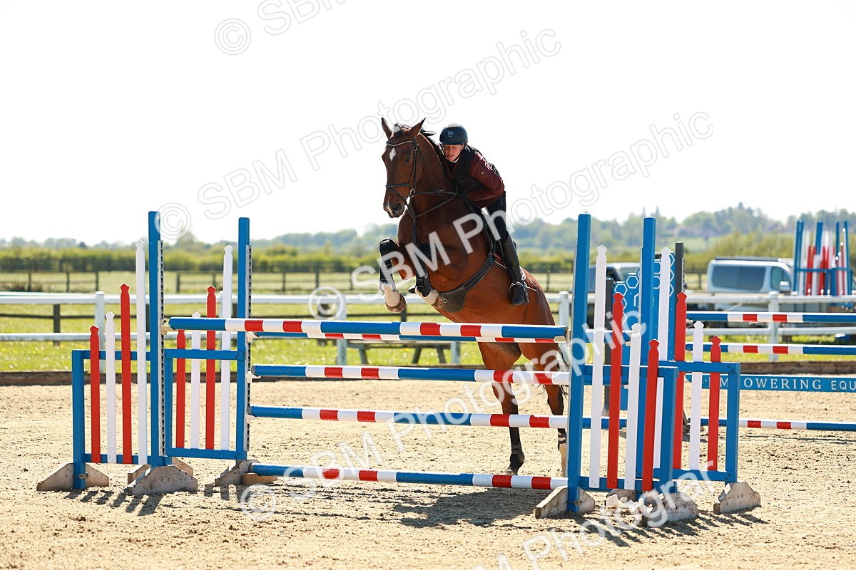 SBM_001895 - Class 5 - Senior Foxhunter - 1.20m