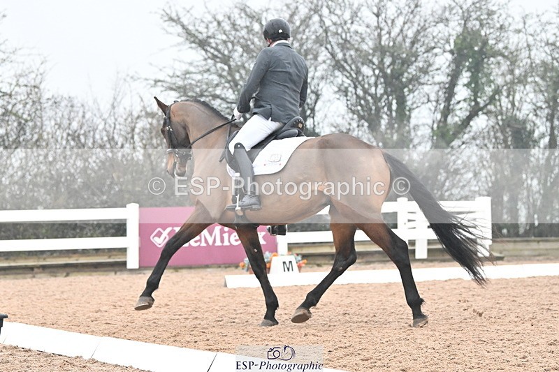 240217A-122503-02194 - 153-Robert.Trobridge-Orlando.T