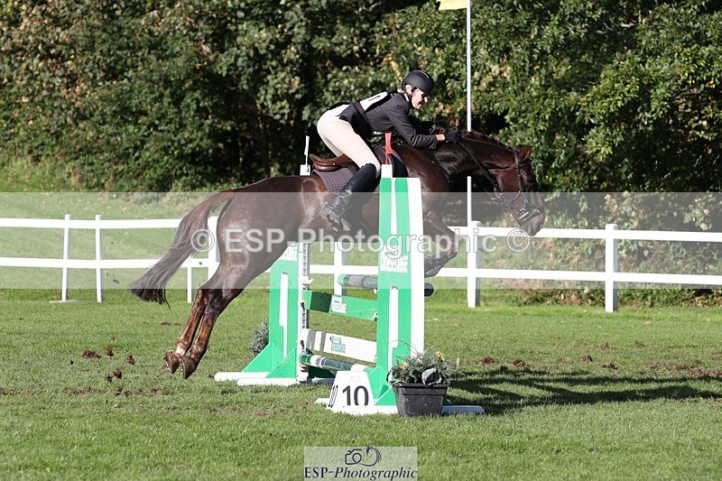 231022-150048-29572 - 461-WOODLANDS.JESTER-Karen.Cowling-TrotUp+SJ