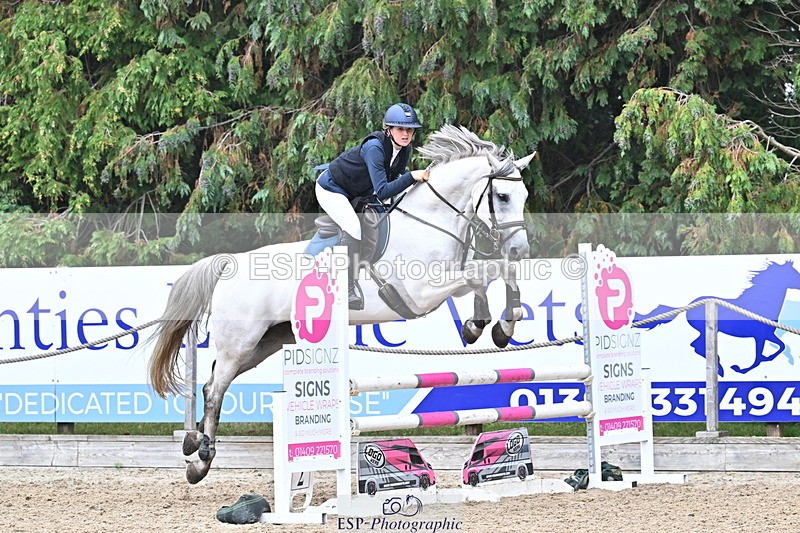 250830A-131027-06163 - Cls 22 95cm Amateur Quali