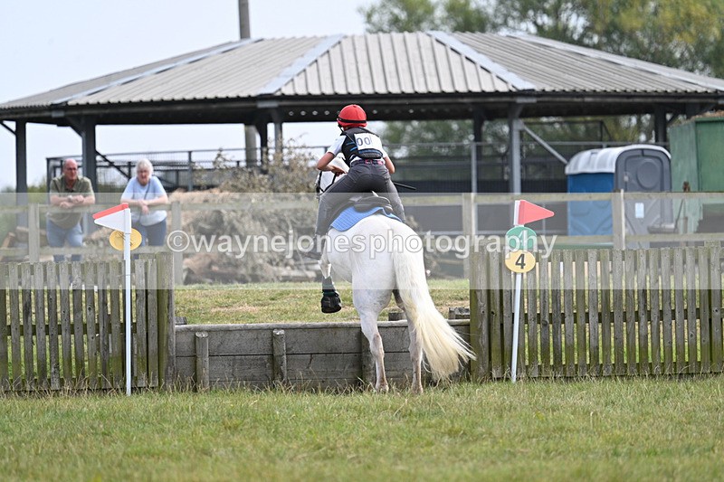 WJ7_7087 - 60cm XC Time 13:22 to 13:53