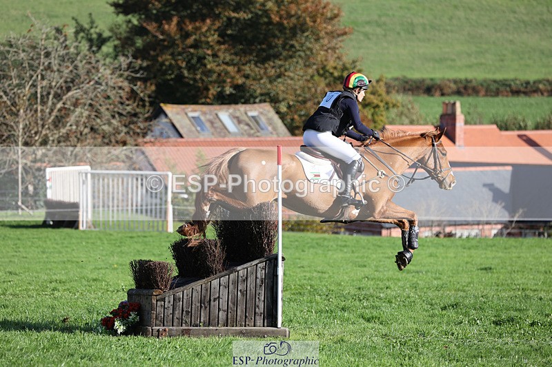 241025-110545-06410 - 010-Julia.Norman-SCOTCH.ON.THE.ROCK'Z