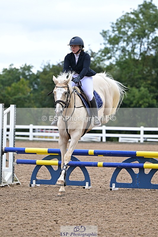 240925A-102436-00059 - Clear Round