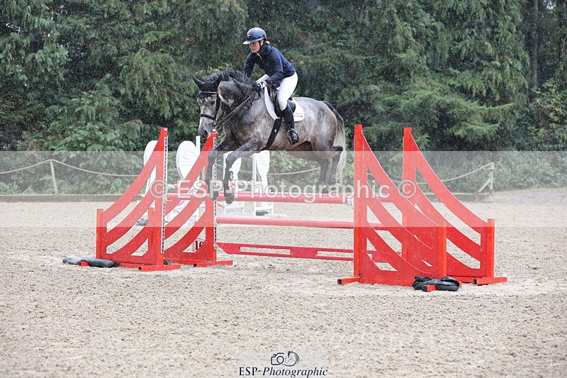 250831A-130536-10243 - Cls 42 Snr 1m Grand Prix