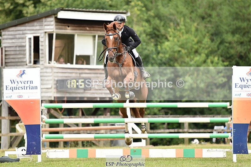 260704A-101848-12718 - Cls 41 Snr Fox inc 6 Year Old