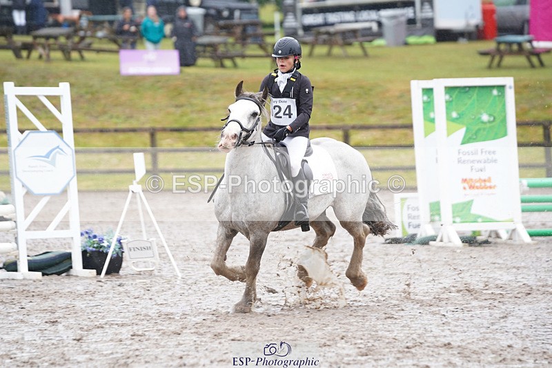 240824X-091530-20628 - 70cm Round 1 8.30 to 9.30