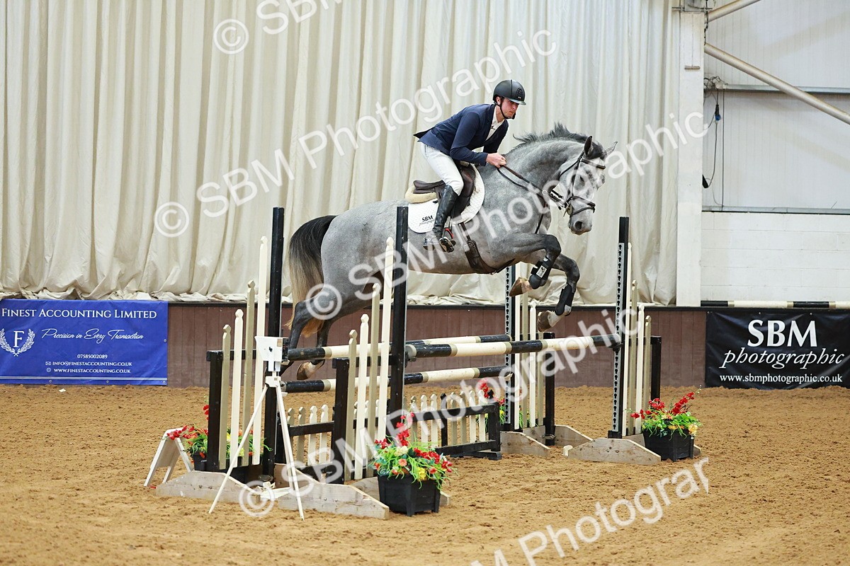 SBM_007060 - Class 19 - Senior Newcomers 1.10m