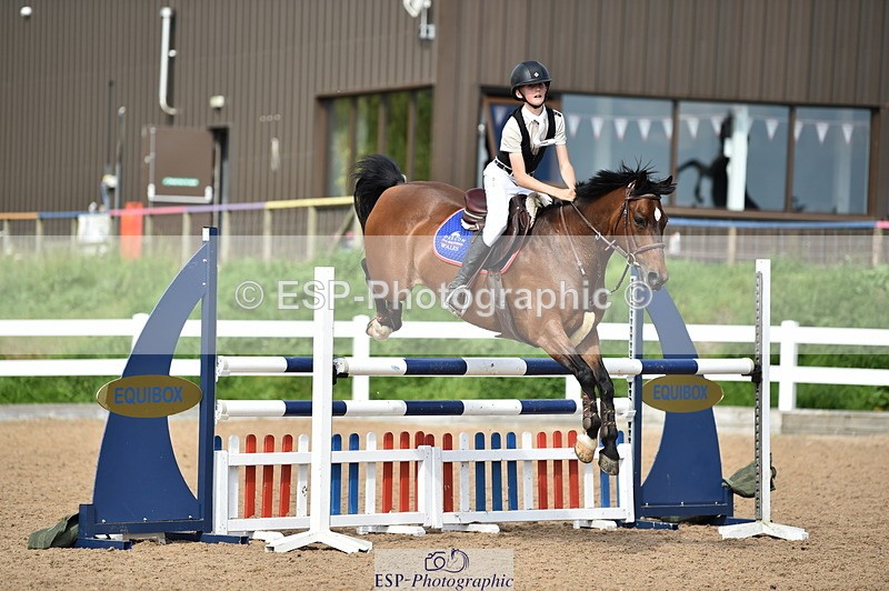 230903A-151112-05348 - Cls 21 Pony Foxhunter & 1.10m Open