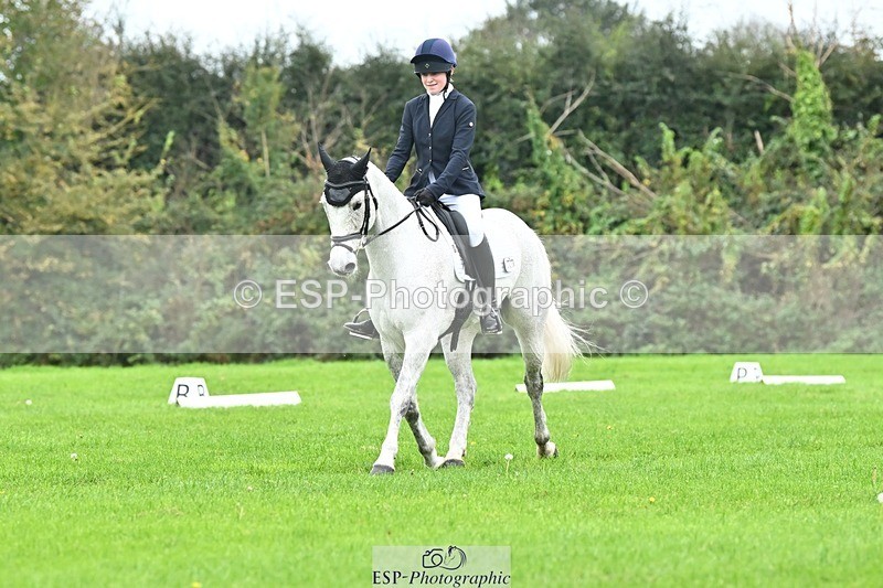 241024-122839-02752 - 326-Eloise.Hawtin-TULLIBARDS.CLONEENAGH.TED