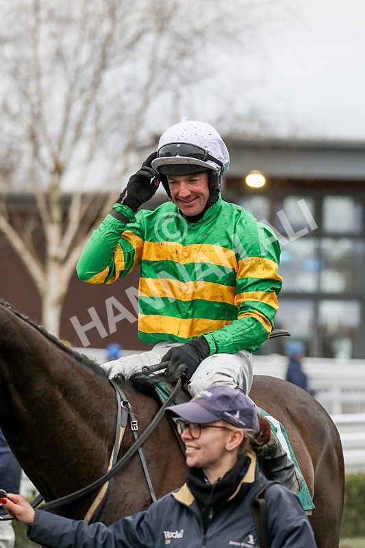 110124-Race 4-Hasthing-5117 - Race 4