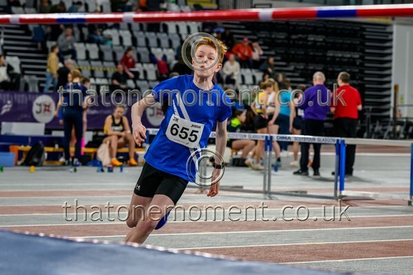 AgeInd25SAT-917353 - Field Male