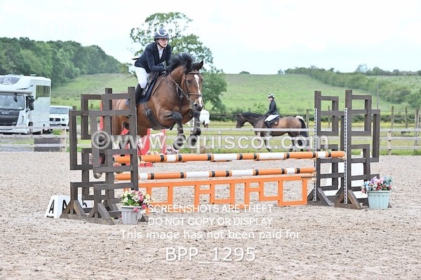 BPP_1295 - CLASS 10 SAT Senior BritiNovice/ 90cm Open