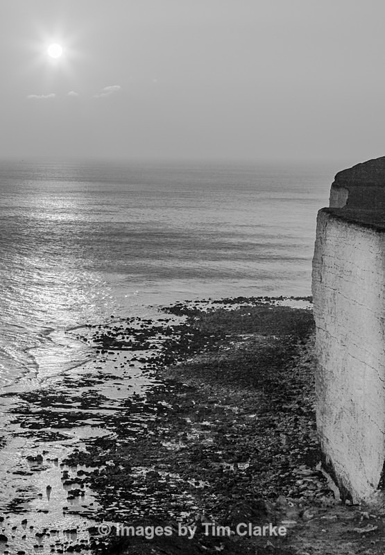 Cliffs at Beachy Head Low Tide 2206 - Seascapes