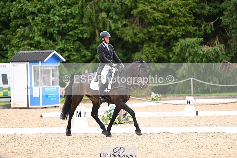 240524-093530-07902 - 507-DASSETT_ROCK_STAR-Tom_D_Crisp