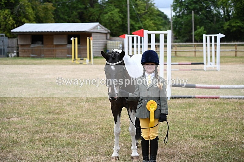 WJ6_4482 - Class 10 Coloured In-hand