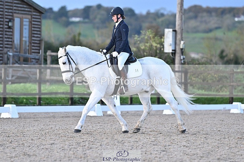 231105-161926-04064 - Cls 4 Novice 24 15.24 to 16.35 break