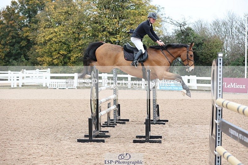 241101A-112615-01371 - FRI Cls 5 Newcomers and 1.10m Open