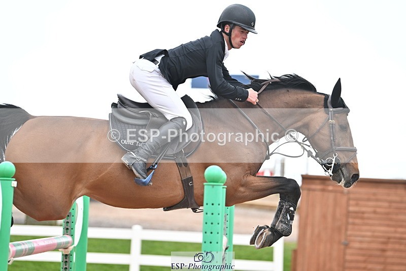 240406A-164219-04456 - Cls 18 National 1.40m Open