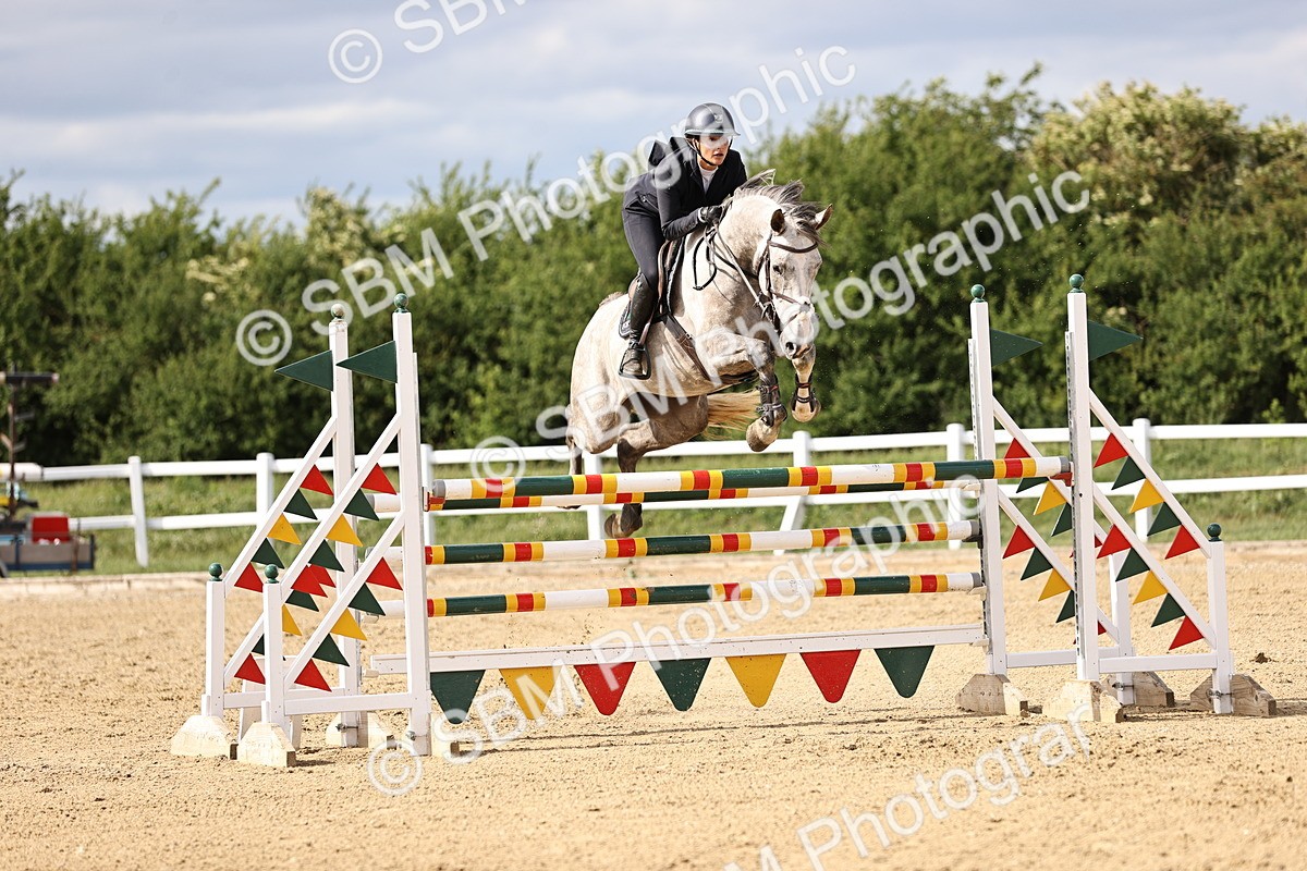 SBM_003731 - Class 13 - Senior Foxhunter - 1.20m