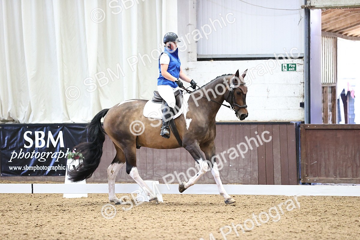 SBM_000503 - Novice 4 Warm Up