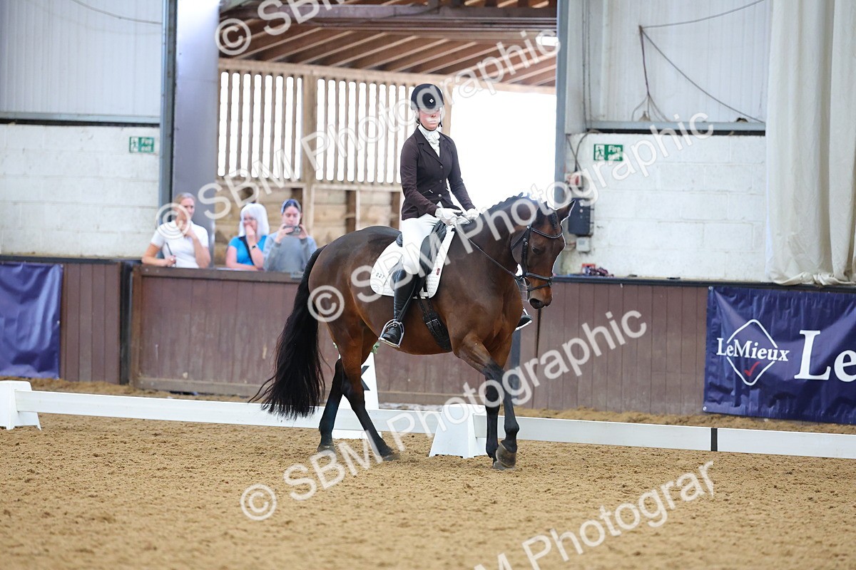 SBM_002023 - Class 5 - Novice 3