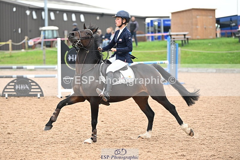 240907A-140404-02237 - Cls 4 Pony Big Team 95cm & 1.05m