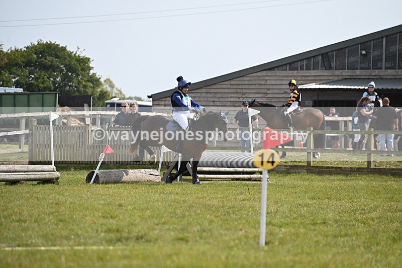 WJ6_0534 - 40cm XC Time 10:57 to 11:30