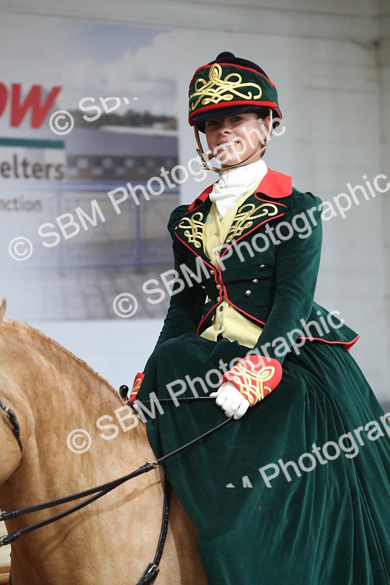SBM_11602 - Class 105 Ridden Costume- Side Saddle