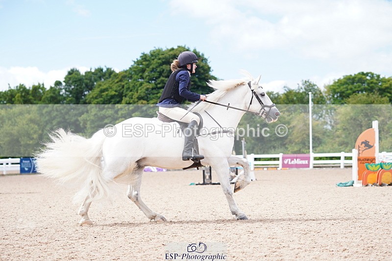 240809A-121506-00930 - Showjumping Competition