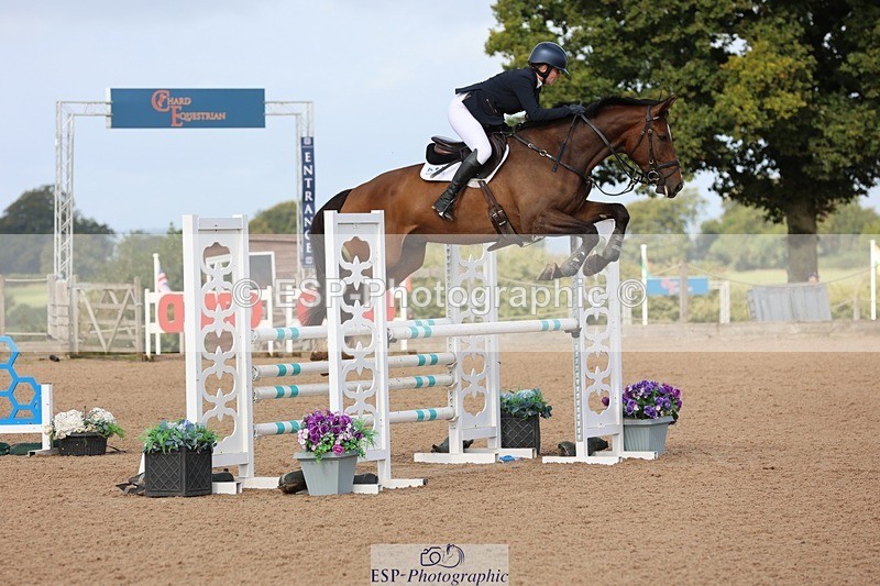 250911-104220-00704 - Cls 2 Snr Newcomers