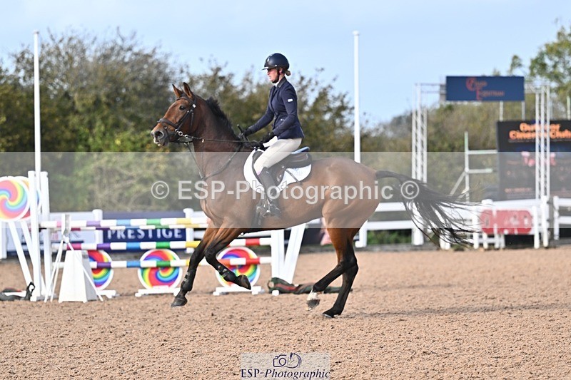 261014-131410-00595 - Cls  05 Snr Newcomers & 1.10m Open