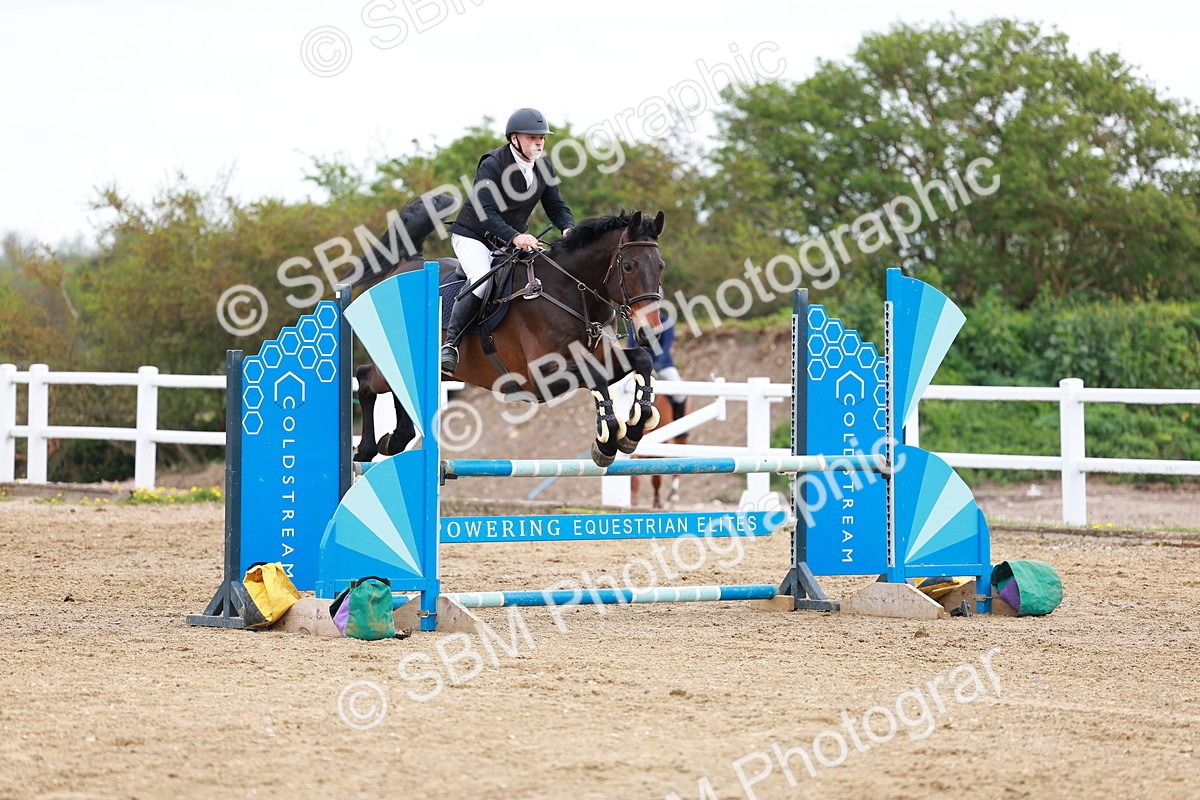 SBM_001958 - class 8 - Senior British Novice - 90cm