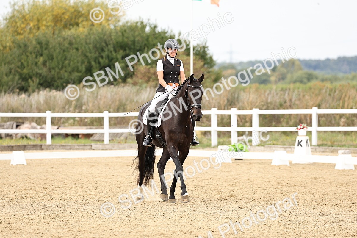 SBM_013258 - Class 3 - Novice 4 - 11.43-12.25