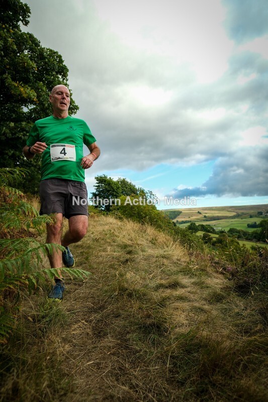 DSCF5515 - Reeth Fell race seniors