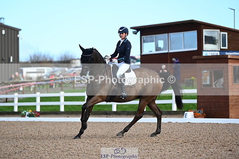 240218A-111114-06281 - 218-Jessica.Davies-Nemo.II